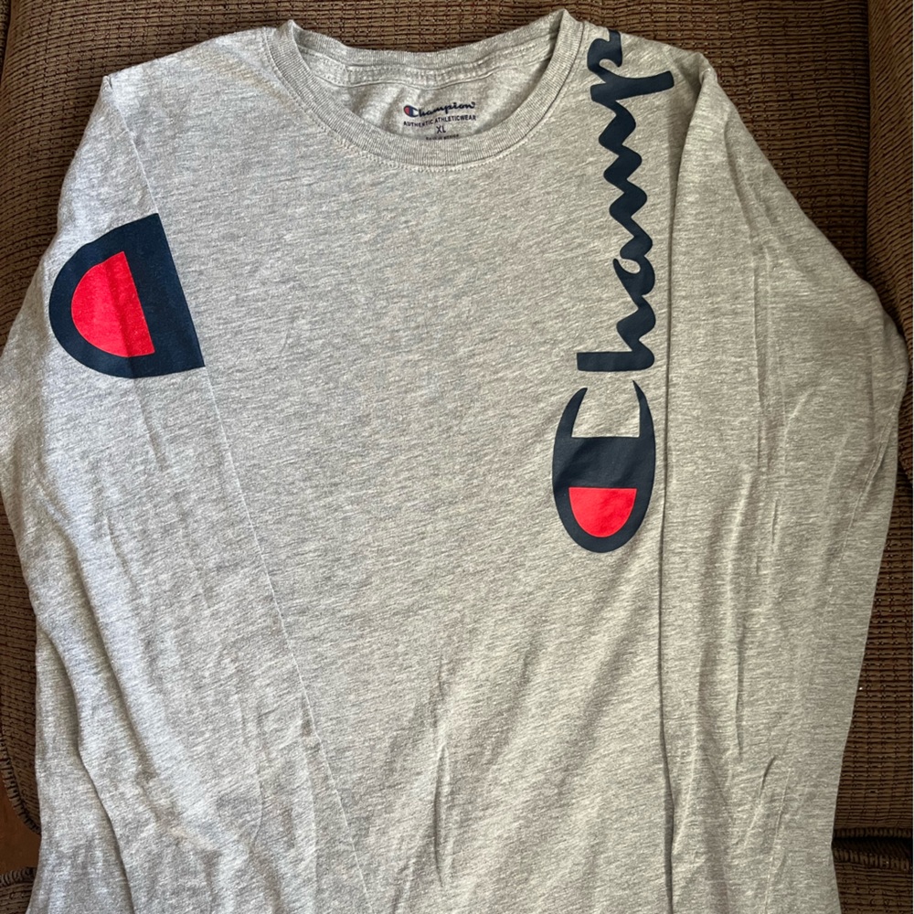 Champion long sleeve shirt
